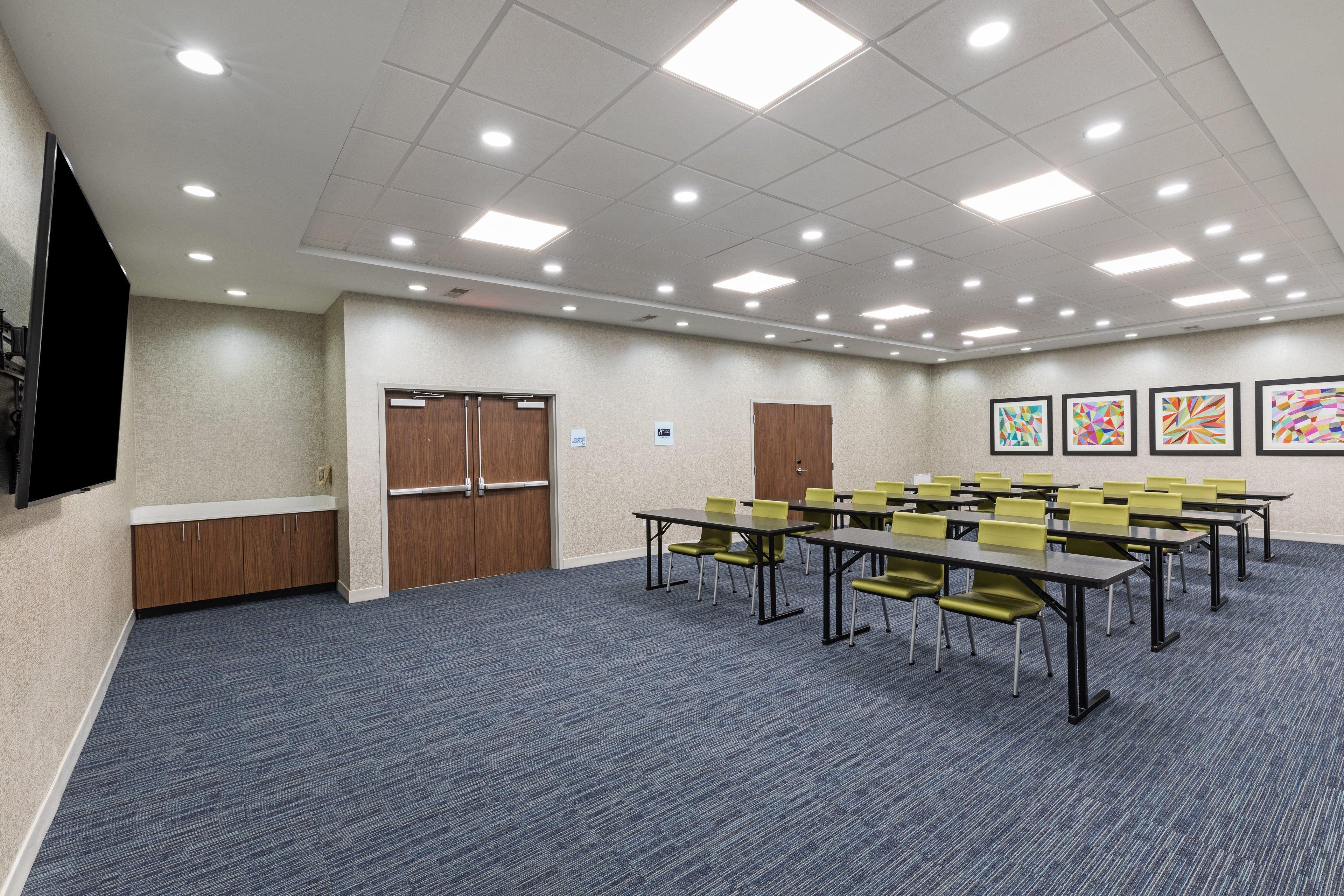 Holiday Inn Express & Suites Purcell By Ihg Dış mekan fotoğraf