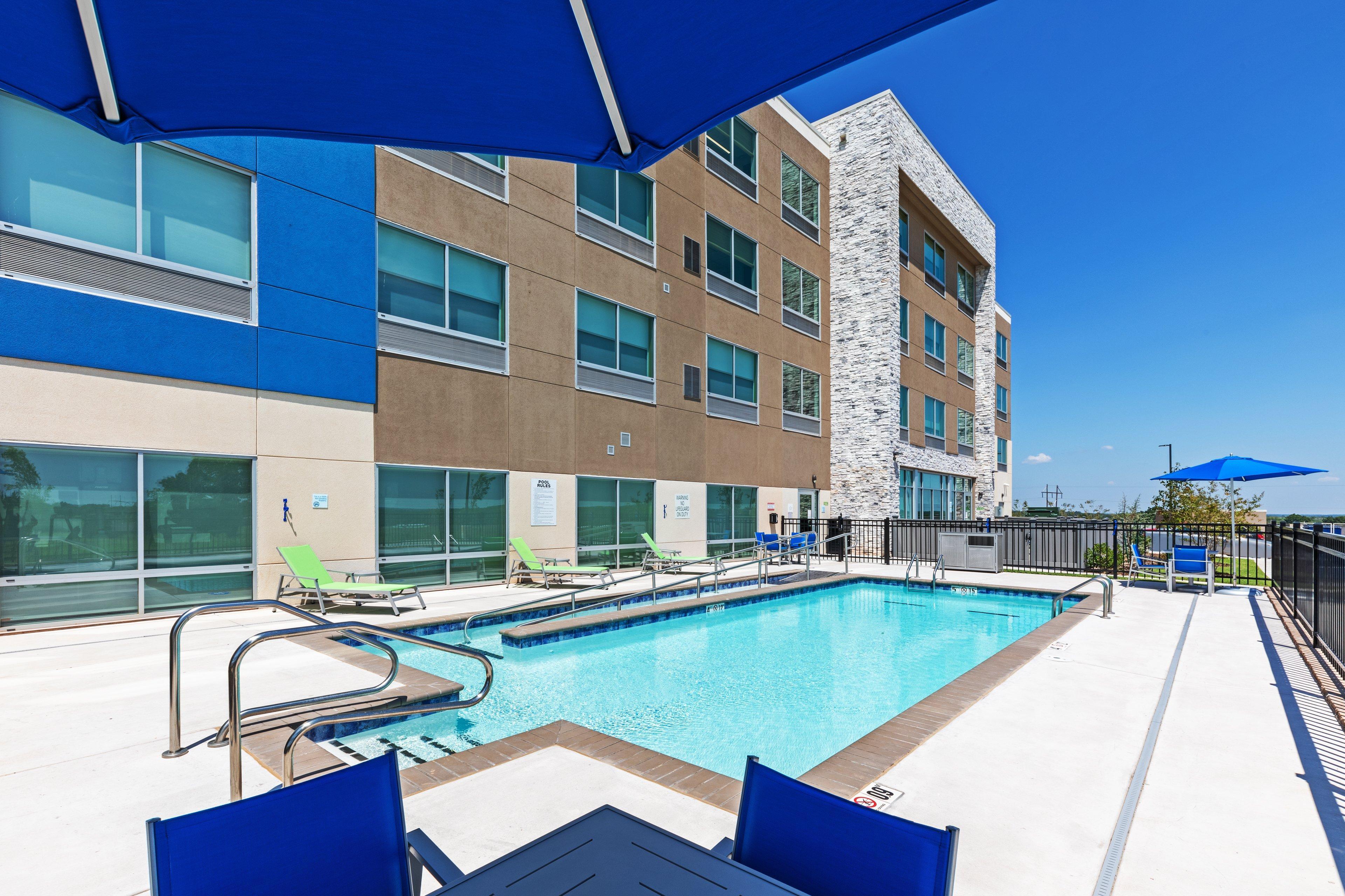 Holiday Inn Express & Suites Purcell By Ihg Dış mekan fotoğraf