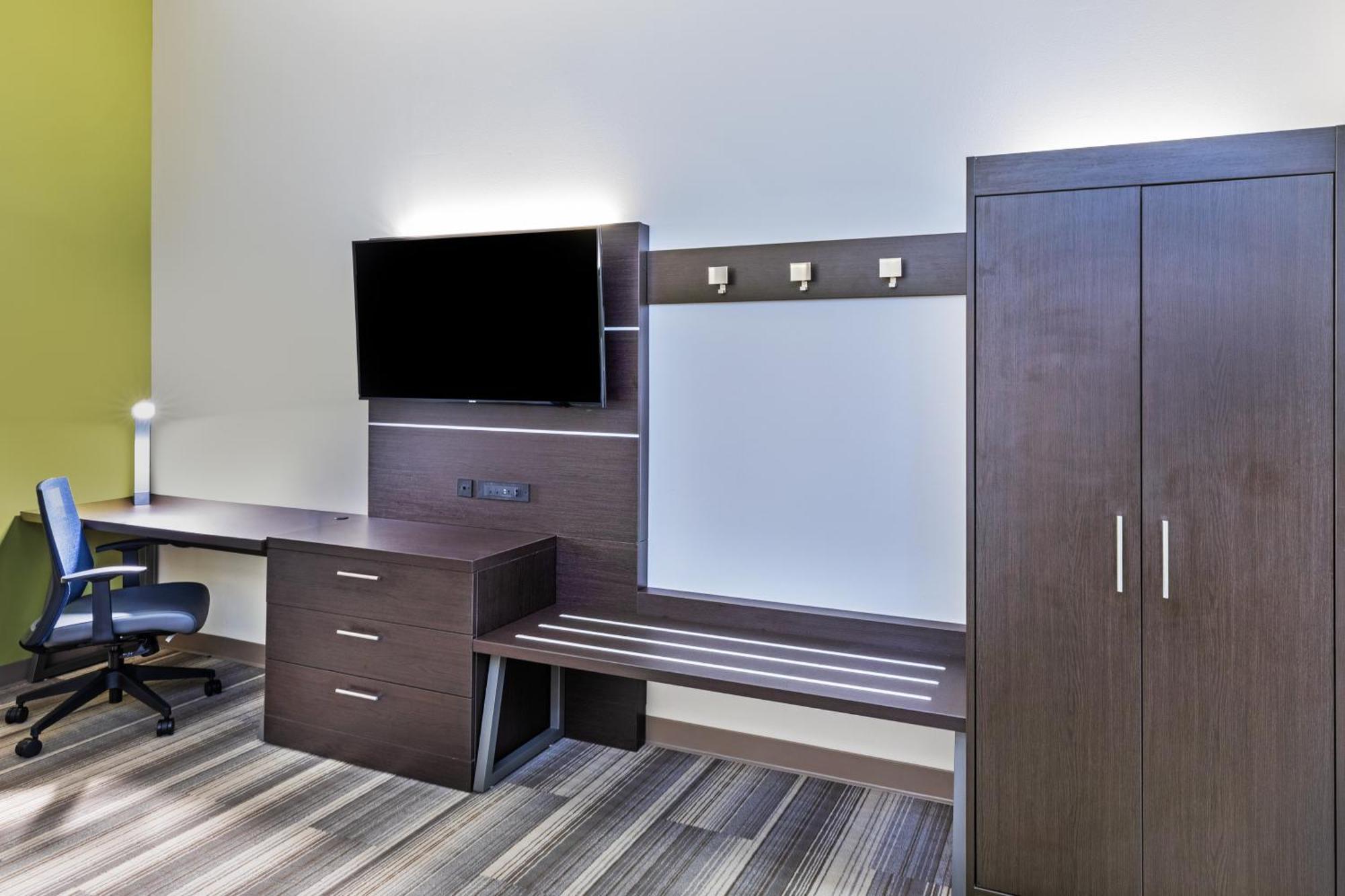 Holiday Inn Express & Suites Purcell By Ihg Dış mekan fotoğraf